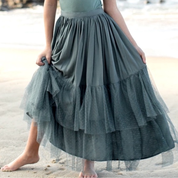 MIA JOY by JOYFOLIE Ada Hunter Dark Green Tiered Peasant Tulle Maxi Skirt XS - Picture 1 of 6